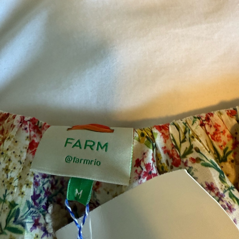 FARM Rio Cream Floral Off-Shoulder Crochet-Trim Top - Picture 10 of 12